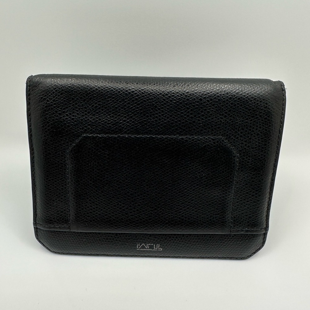 Parul passport wallet